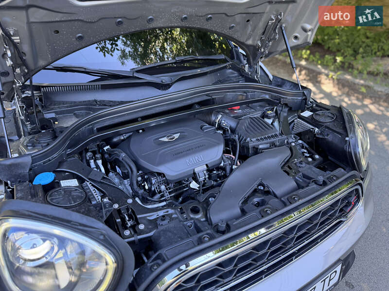 Хэтчбек MINI Countryman 2017 в Киеве фото 6 Хэтчбек MINI Countryman 2017 в Киеве