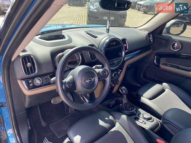 Хэтчбек MINI Countryman 2017 в Львове