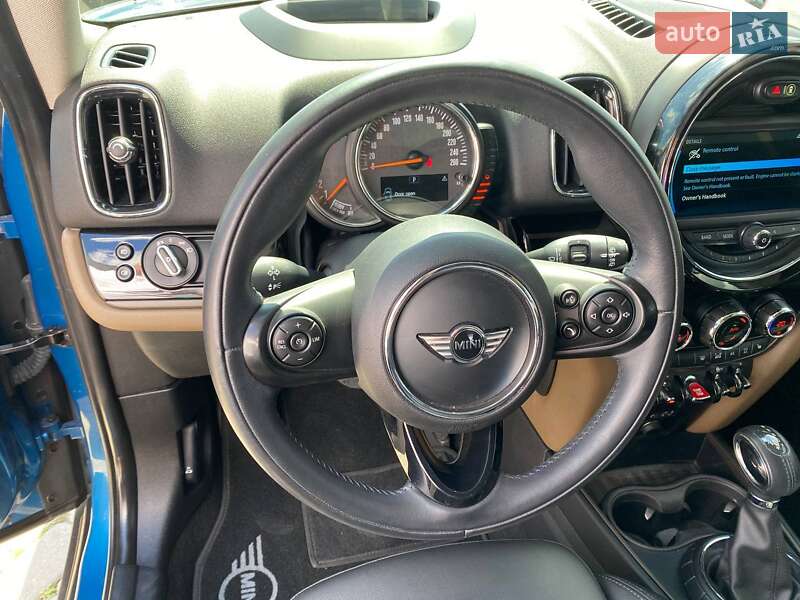 Хэтчбек MINI Countryman 2017 в Львове