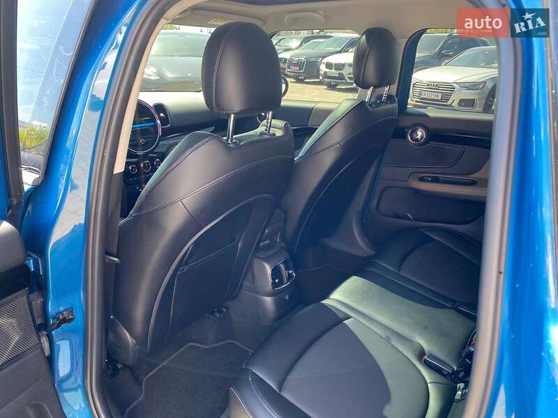 Хэтчбек MINI Countryman 2017 в Львове