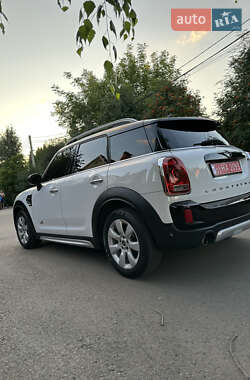 Хэтчбек MINI Countryman 2018 в 