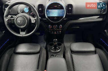 Внедорожник / Кроссовер MINI Countryman 2023 в 