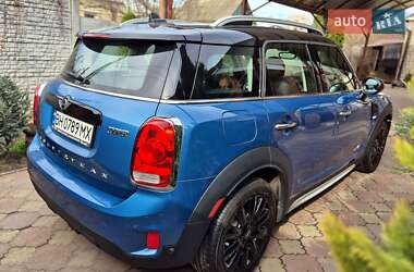 Хэтчбек MINI Countryman 2017 в 