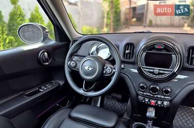 Хэтчбек MINI Countryman 2017 в 