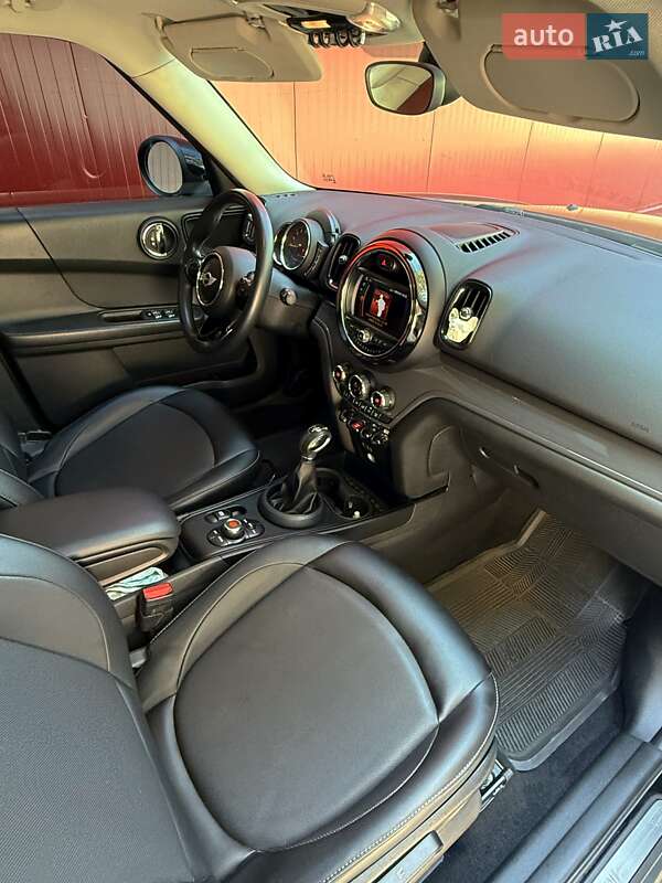 Хэтчбек MINI Countryman 2017 в Львове