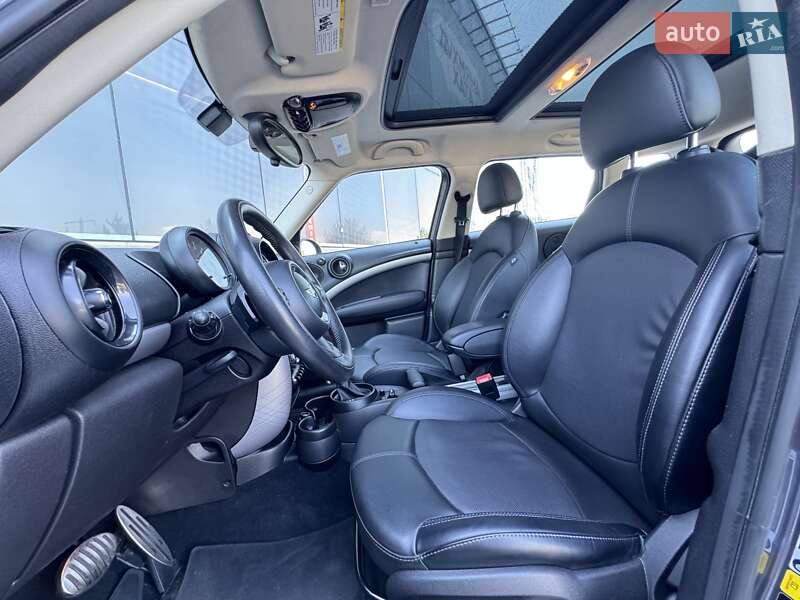 Внедорожник / Кроссовер MINI Countryman 2015 в Одессе