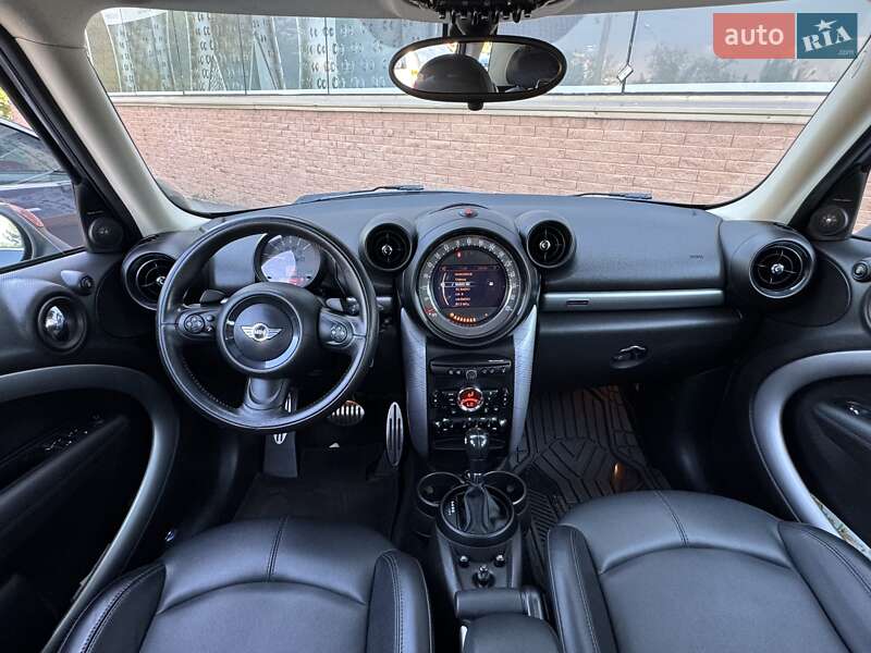 Внедорожник / Кроссовер MINI Countryman 2015 в Одессе