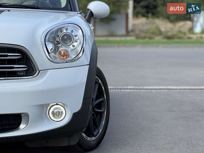 Внедорожник / Кроссовер MINI Countryman 2015 в Днепре фото 9 Внедорожник / Кроссовер MINI Countryman 2015 в Днепре