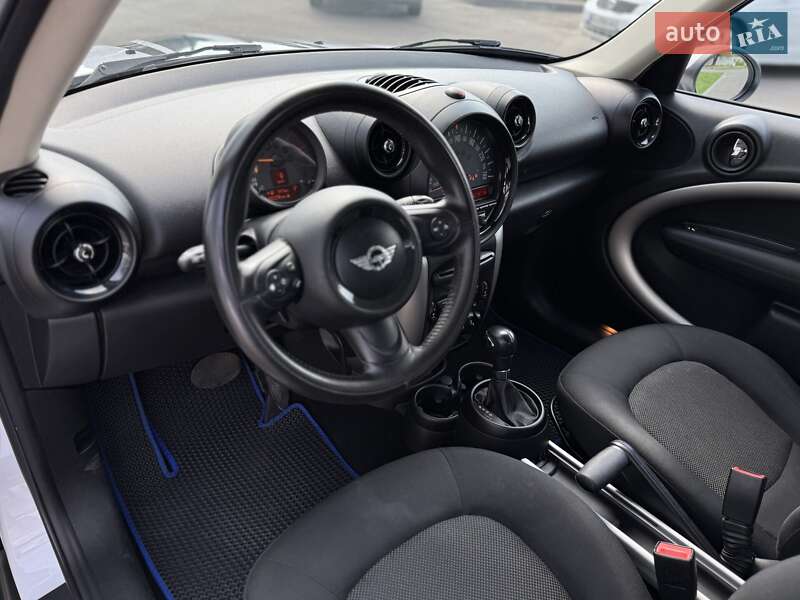 Внедорожник / Кроссовер MINI Countryman 2015 в Днепре фото 13 Внедорожник / Кроссовер MINI Countryman 2015 в Днепре