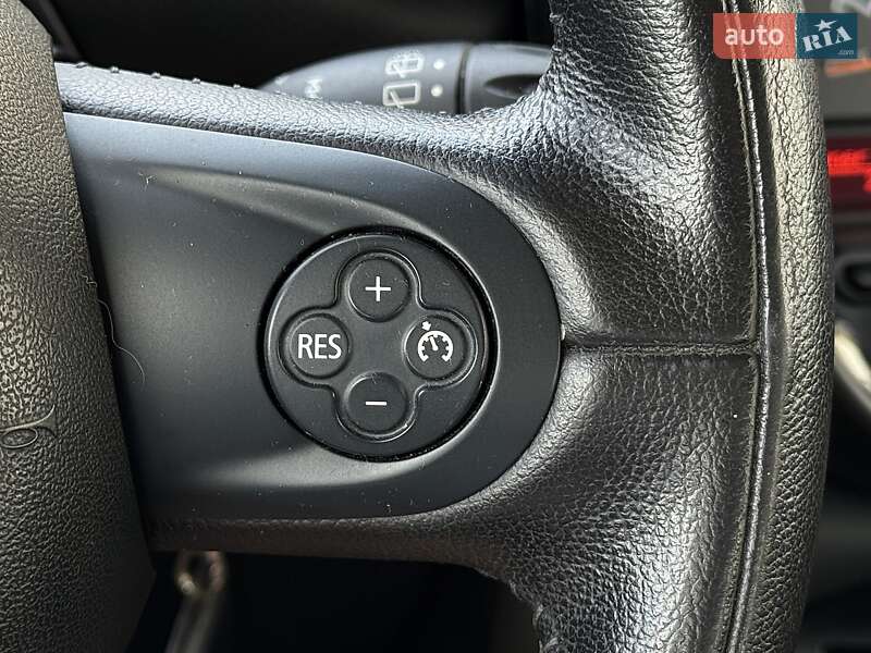 Внедорожник / Кроссовер MINI Countryman 2015 в Днепре фото 24 Внедорожник / Кроссовер MINI Countryman 2015 в Днепре