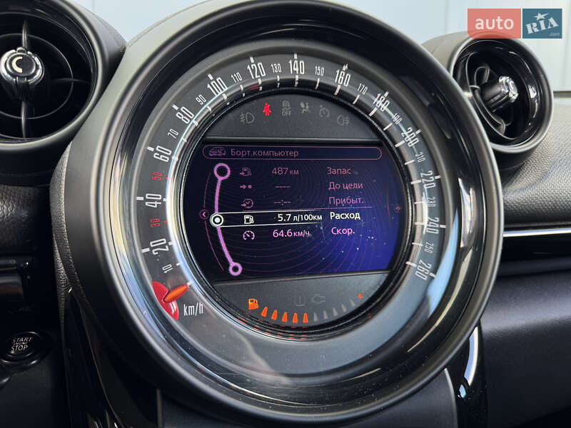 Внедорожник / Кроссовер MINI Countryman 2015 в Киеве