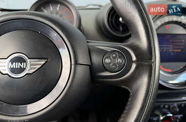 Внедорожник / Кроссовер MINI Countryman 2015 в 