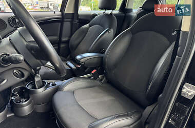 Внедорожник / Кроссовер MINI Countryman 2015 в 