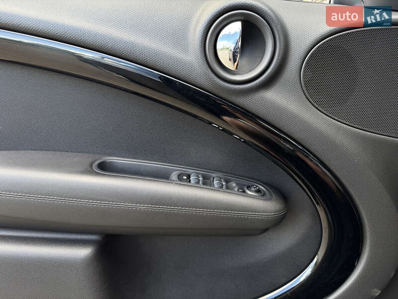 Внедорожник / Кроссовер MINI Countryman 2015 в Киеве