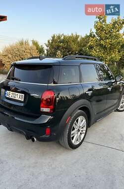 Хэтчбек MINI Countryman 2019 в 