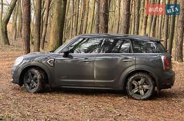 Хэтчбек MINI Countryman 2017 в 