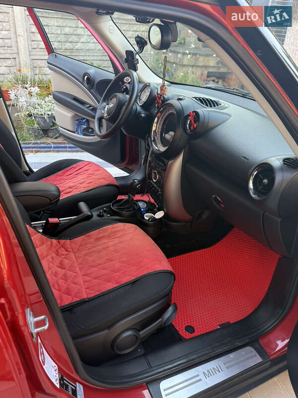 Внедорожник / Кроссовер MINI Countryman 2013 в Самборе