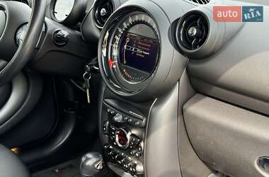 Внедорожник / Кроссовер MINI Countryman 2015 в 