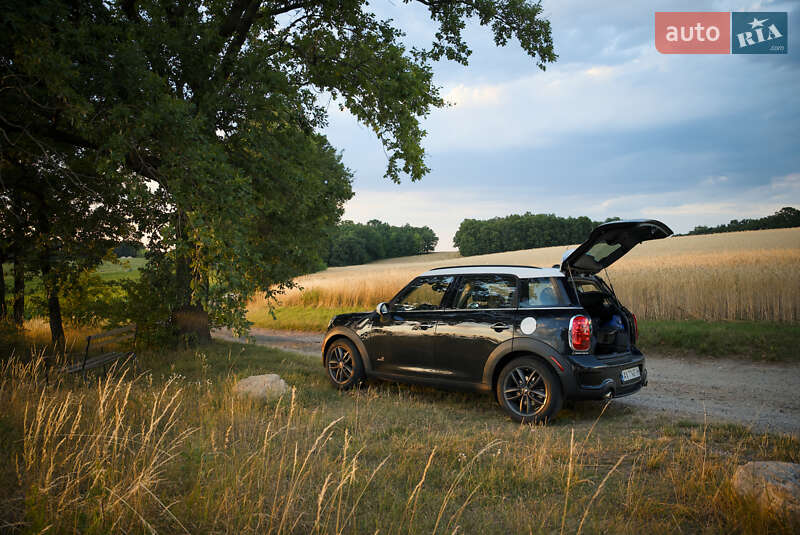 Внедорожник / Кроссовер MINI Countryman 2012 в Буче