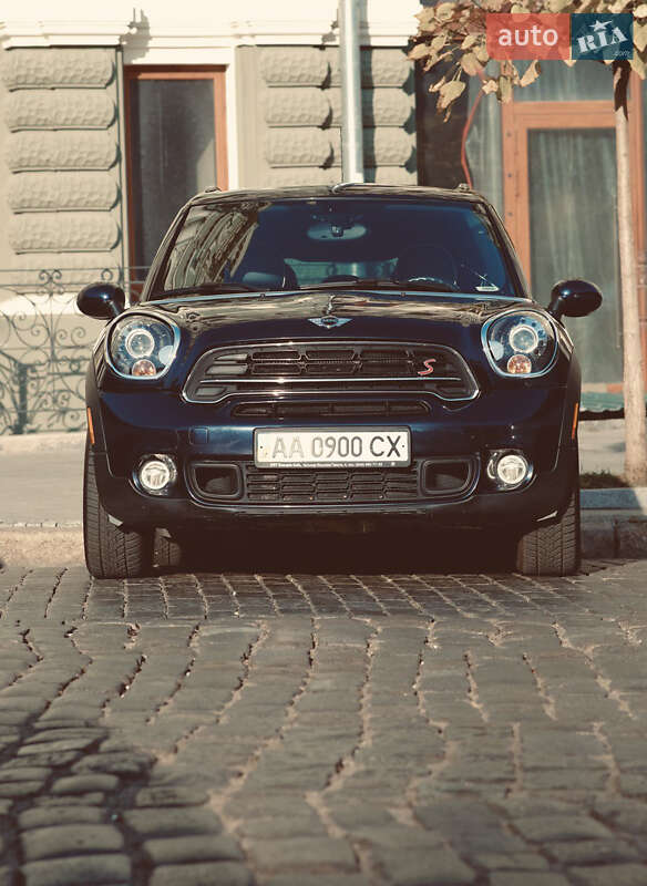 Позашляховик / Кросовер MINI Countryman 2015 в 