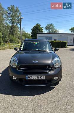 Внедорожник / Кроссовер MINI Countryman 2015 в 