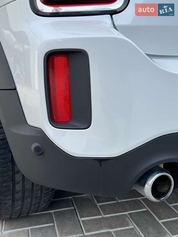 Позашляховик / Кросовер MINI Countryman 2023 в Первомайську