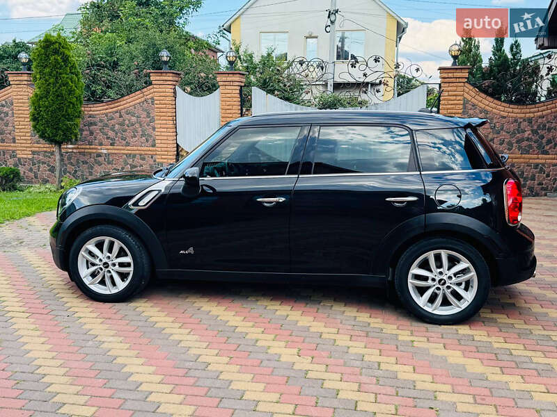 Внедорожник / Кроссовер MINI Countryman 2015 в Киеве