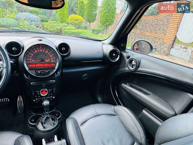 Внедорожник / Кроссовер MINI Countryman 2015 в Киеве