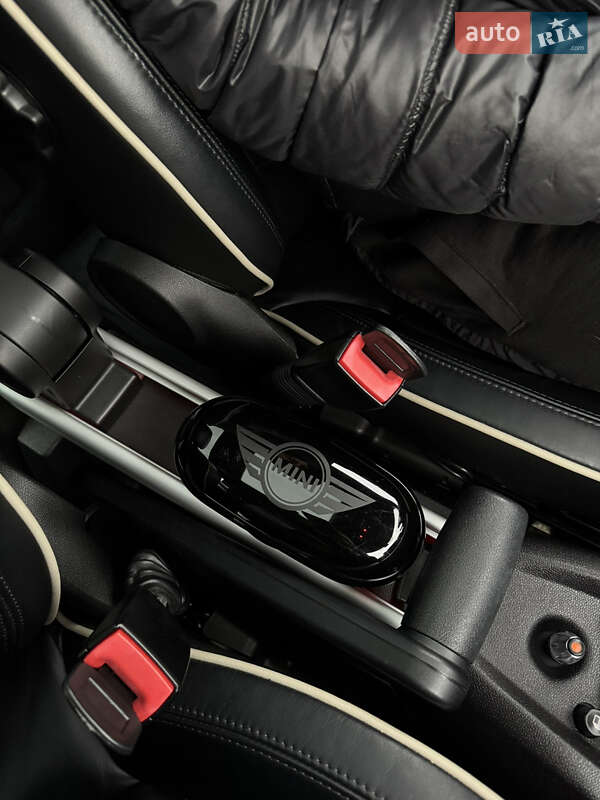 Позашляховик / Кросовер MINI Countryman 2012 в Чернівцях