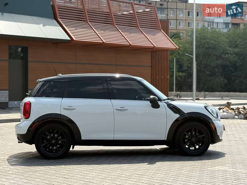 Внедорожник / Кроссовер MINI Countryman 2014 в Кривом Роге