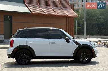 Внедорожник / Кроссовер MINI Countryman 2014 в 