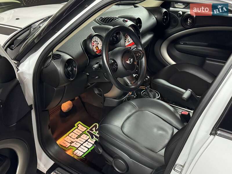 Внедорожник / Кроссовер MINI Countryman 2013 в Одессе фото 33 Внедорожник / Кроссовер MINI Countryman 2013 в Одессе