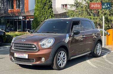 Внедорожник / Кроссовер MINI Countryman 2015 в 