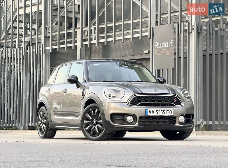 Хэтчбек MINI Countryman 2017 в 