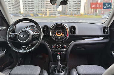 Хэтчбек MINI Countryman 2017 в 