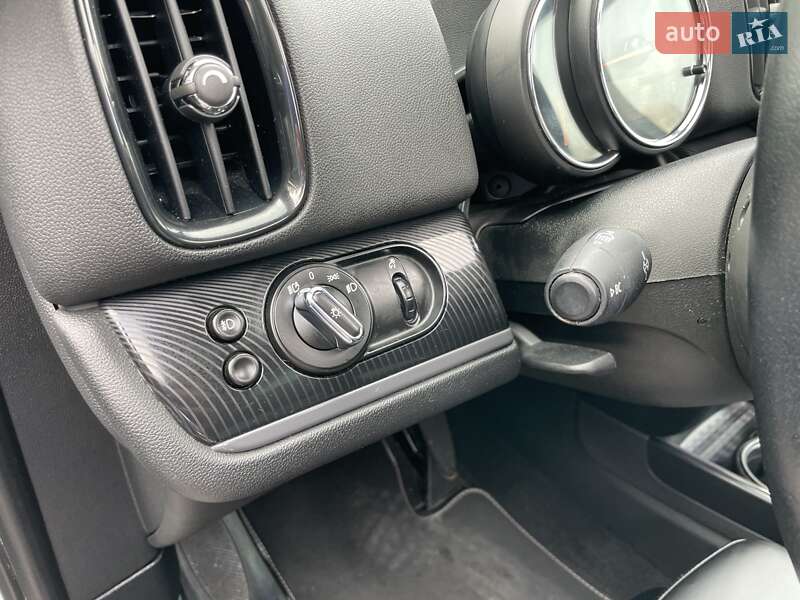 Хэтчбек MINI Countryman 2017 в Львове