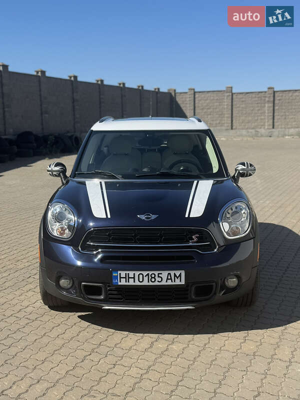 Внедорожник / Кроссовер MINI Countryman 2014 в Черноморске