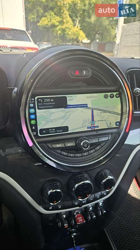 Хетчбек MINI Countryman 2017 в Києві