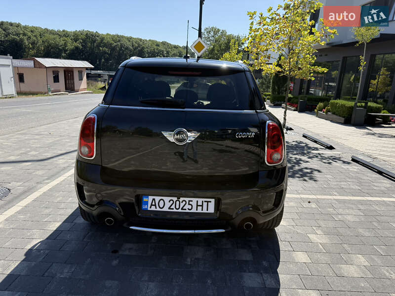 Внедорожник / Кроссовер MINI Countryman 2015 в Ужгороде