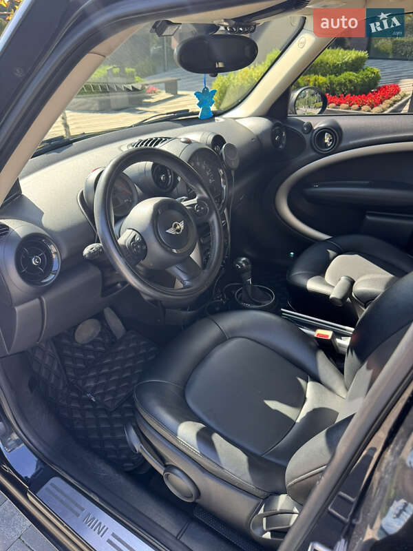 Внедорожник / Кроссовер MINI Countryman 2015 в Ужгороде