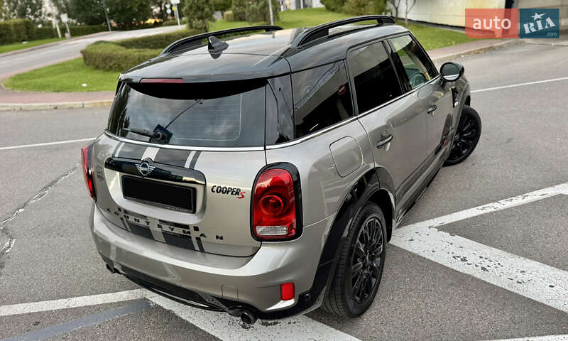 Хэтчбек MINI Countryman 2019 в Киеве