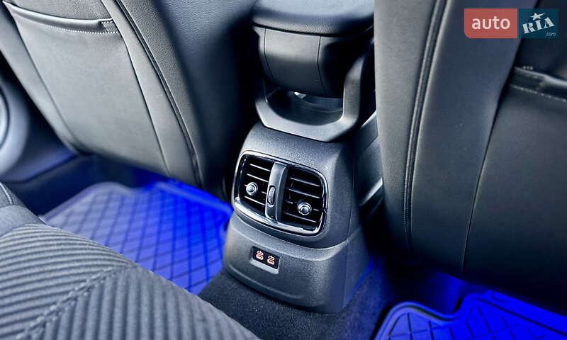 Хэтчбек MINI Countryman 2019 в Киеве