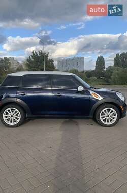 Внедорожник / Кроссовер MINI Countryman 2015 в 