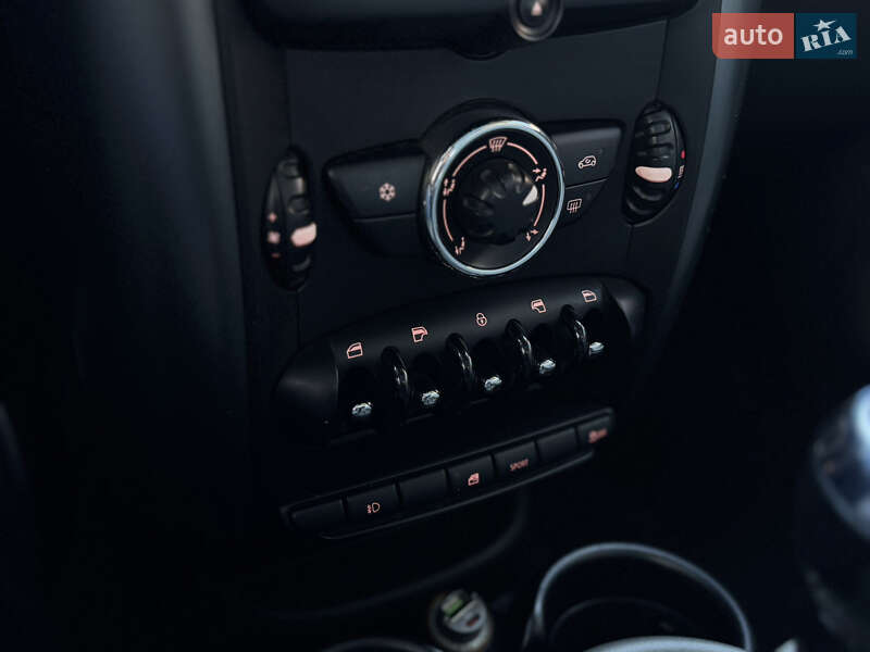 Позашляховик / Кросовер MINI Countryman 2012 в Києві фото 14 Позашляховик / Кросовер MINI Countryman 2012 в Києві