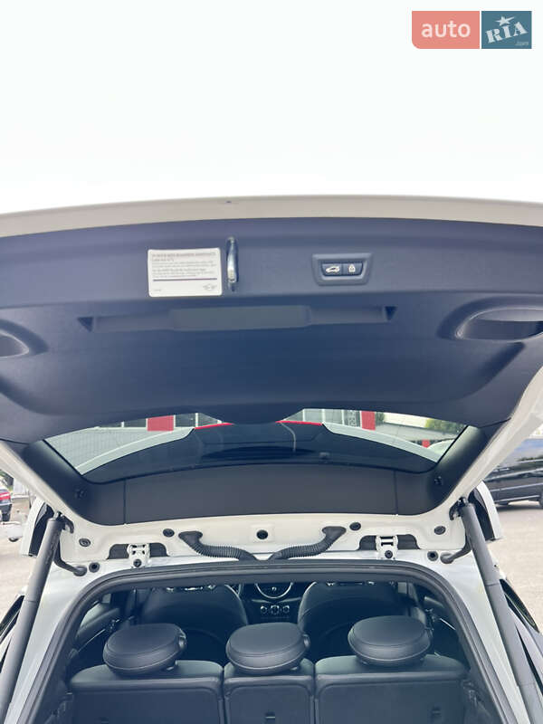 Хэтчбек MINI Countryman 2017 в Львове