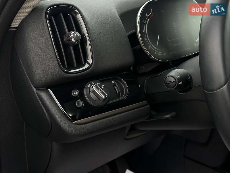 Внедорожник / Кроссовер MINI Countryman 2022 в Одессе