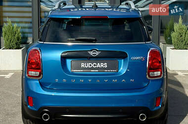 Хэтчбек MINI Countryman 2019 в 