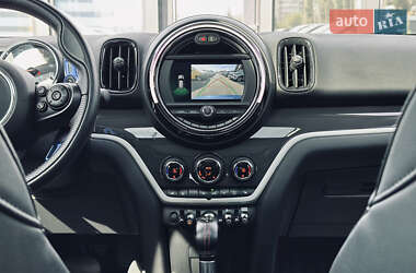Хэтчбек MINI Countryman 2019 в 