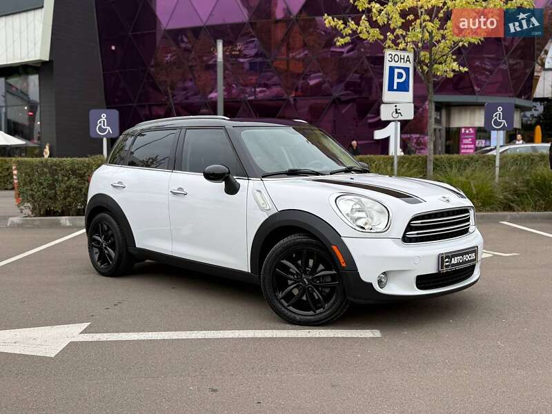 Внедорожник / Кроссовер MINI Countryman 2015 в 