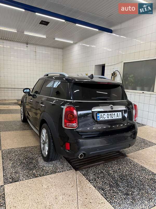 Хэтчбек MINI Countryman 2018 в Кривом Роге